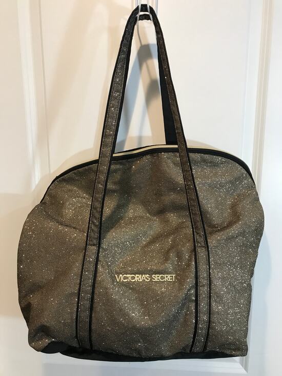 Victoria's Secret Handbags - Victoria’s Secret Gold Glitter Weekender Tote Bag EUC